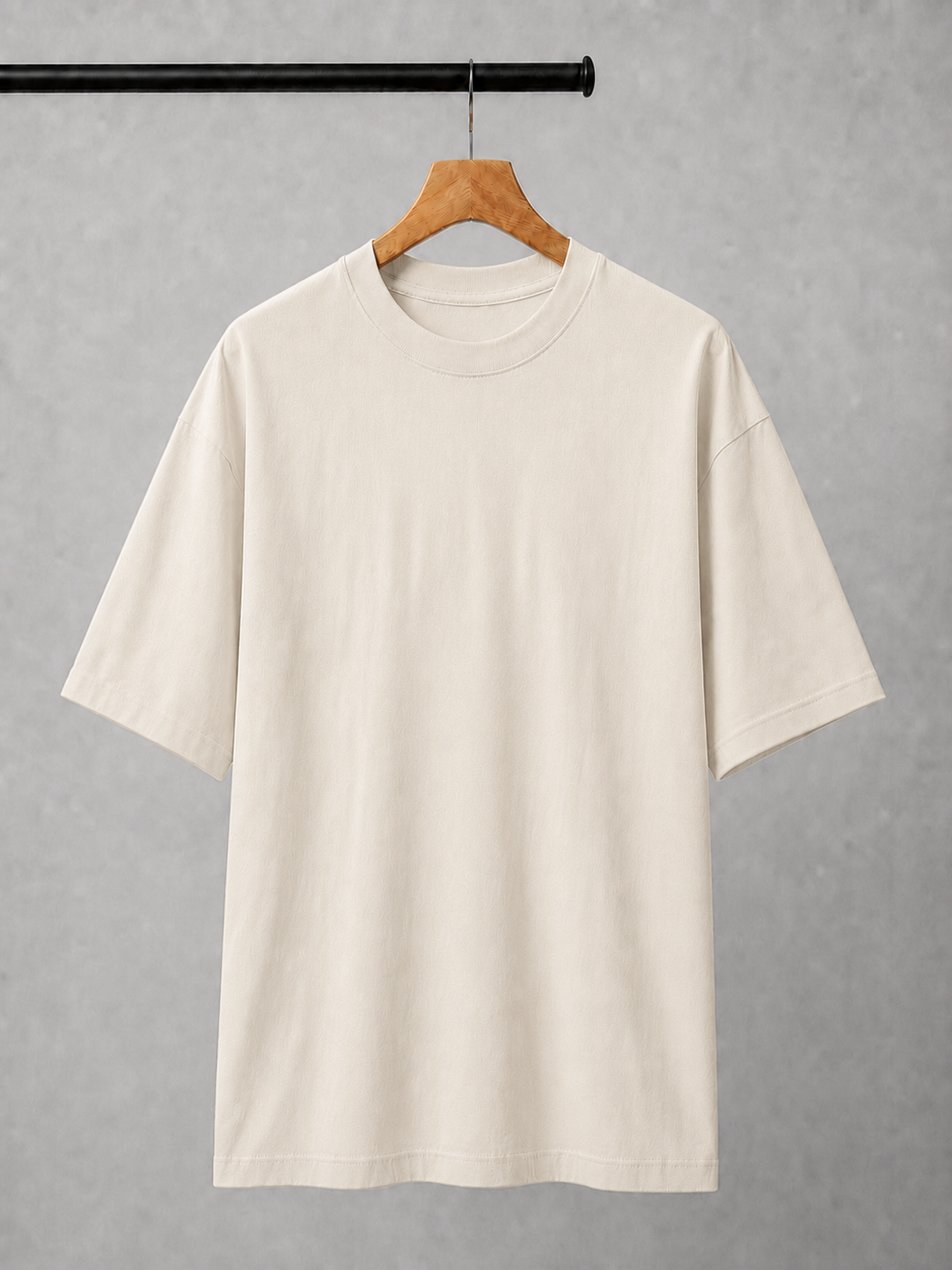 EVERYCLOTHING Signature Off-White Oversized T-Shirt
