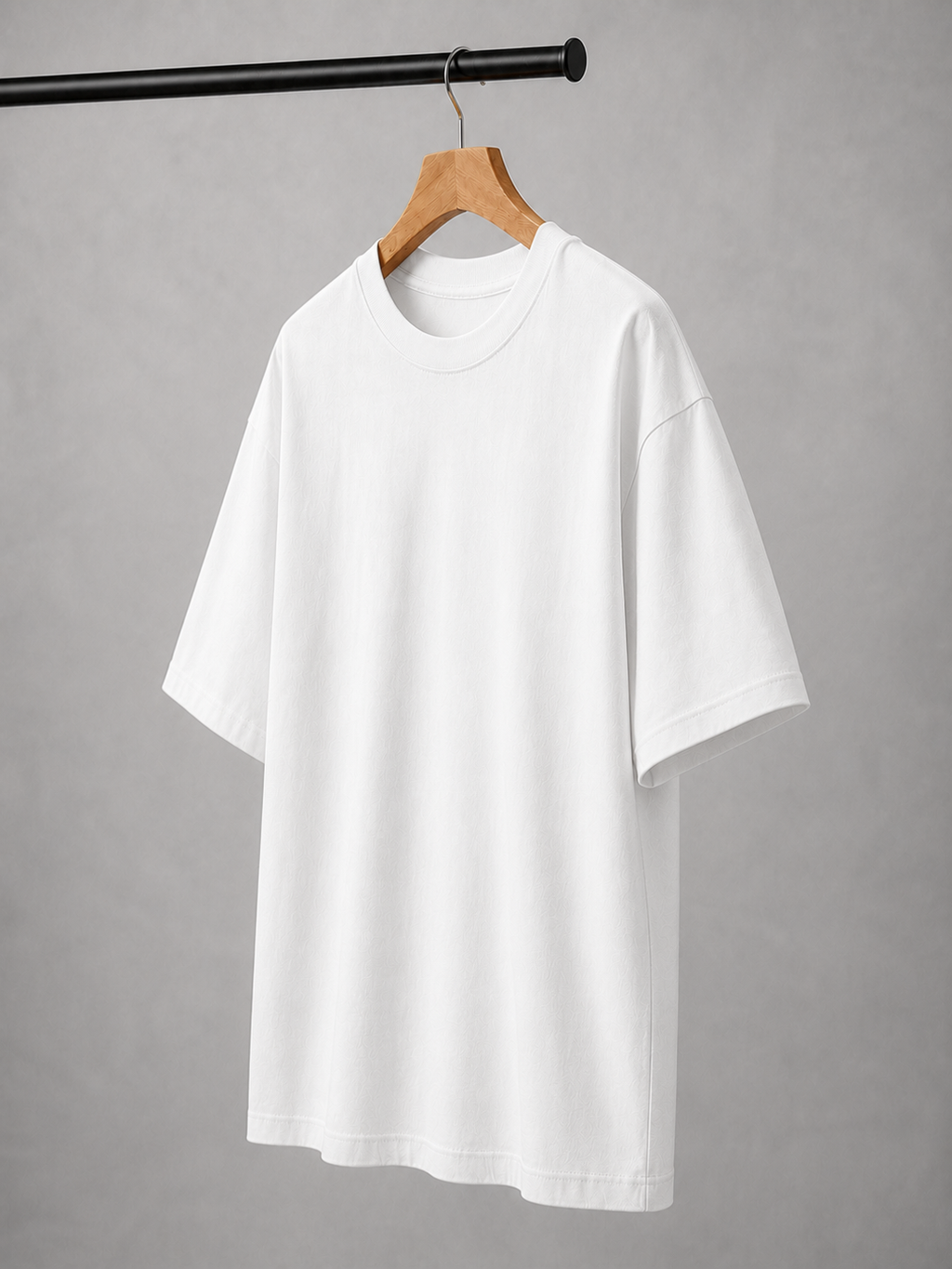 EVERYCLOTHING Signature White Oversized T-Shirt